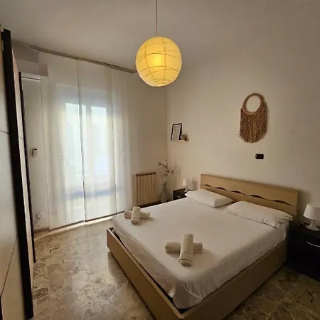 Ele's Apartman La Spezia