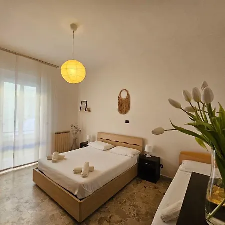 Ele's Apartment *